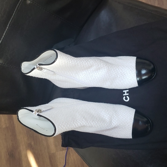 Chanel booties - Picture 2 of 8